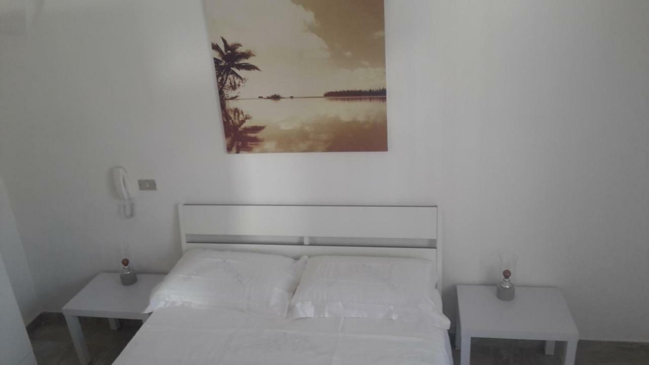 Vila Lu Santu Campi Salentina Exteriér fotografie